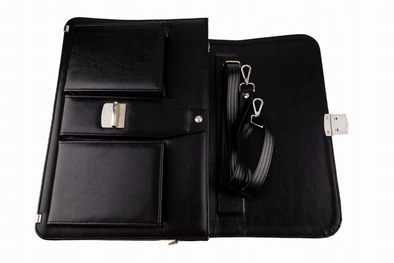 Czarna AKTÓWKA męska Neseser T10