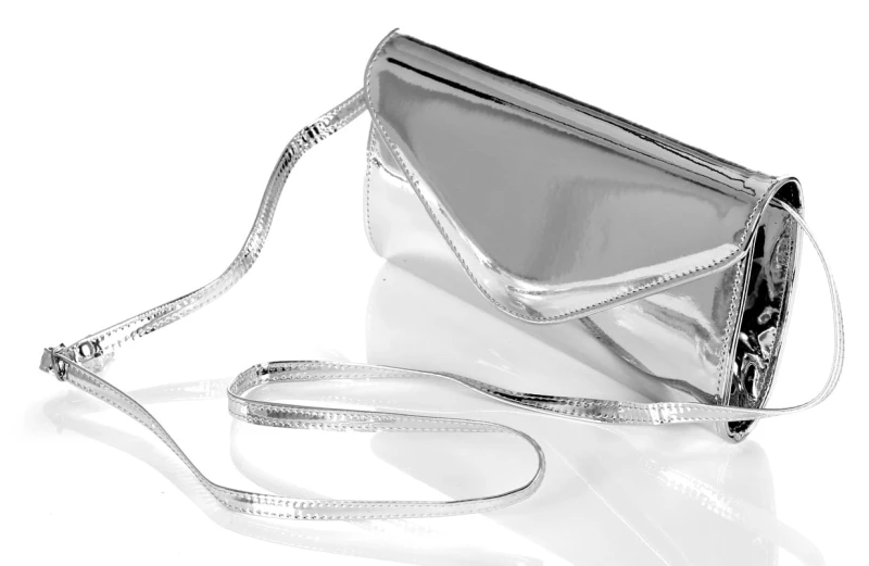 Modna srebrna kopertówka Metalik W35L