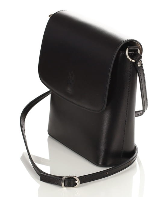 Czarna skórzana listonoszka