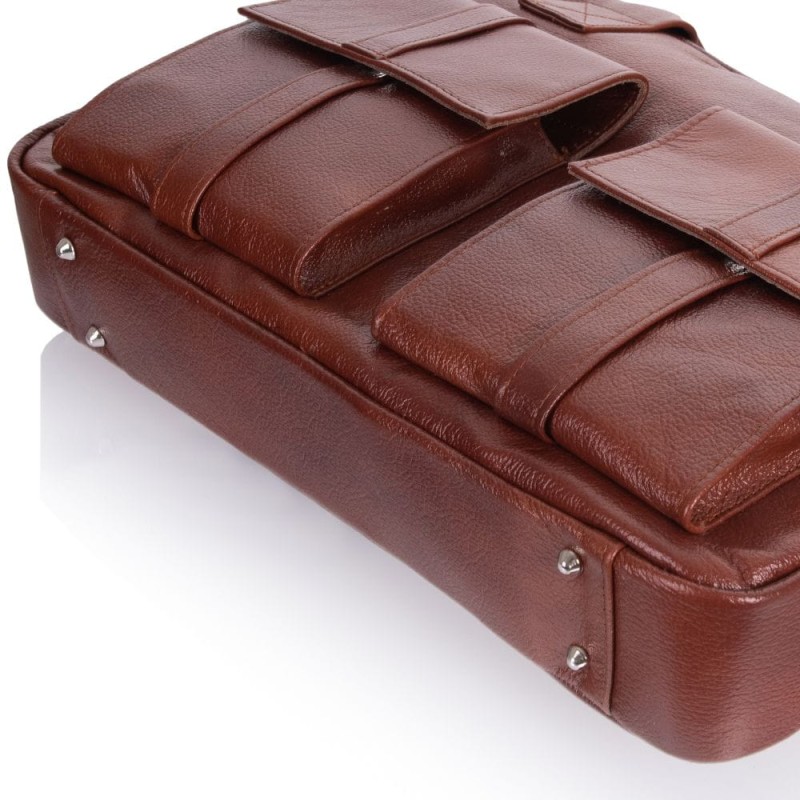 Brązowa skórzana torba na ramię