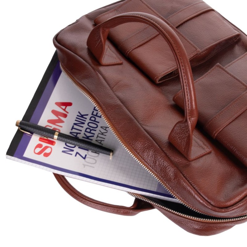 Brązowa skórzana torba na ramię