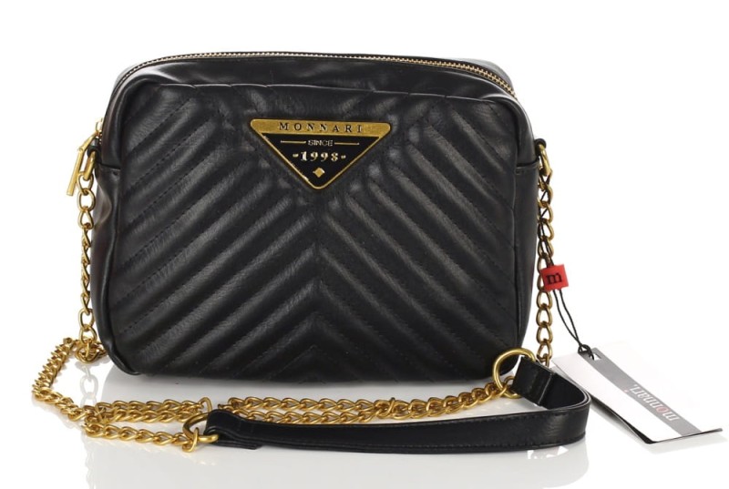 Zgrabna czarna listonoszka Monnari