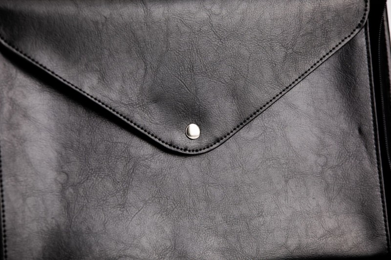 Elegancka Aktówka Męska A4 – Pojemny Organizer i Torba Wizytowa z Ekoskóry