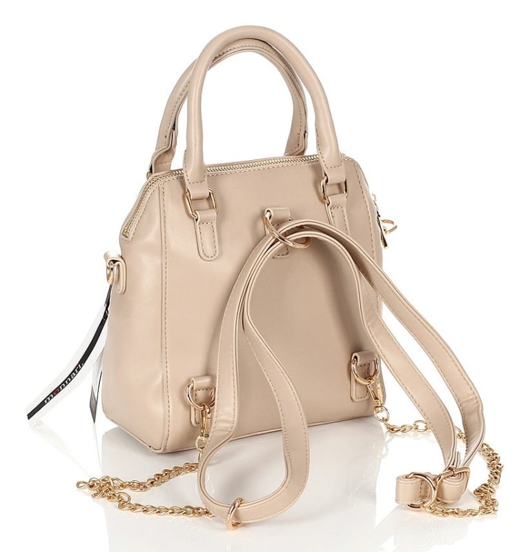 Monnari Beżowa zgrabna torebka Listonoszka Plecak 3w1