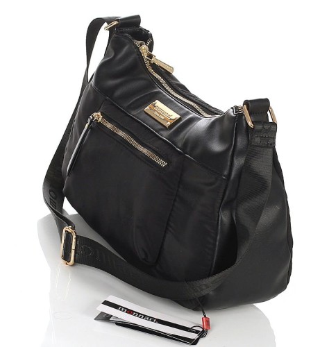 MONNARI Pojemna czarna torebka na długim pasku