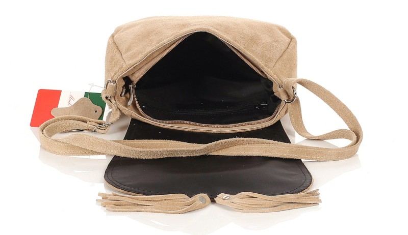 Zamszowa beżowa listonoszka z frędzlem