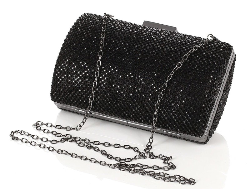 Czarna kopertówka torebka wizytowa na łańcuszku Puzderko