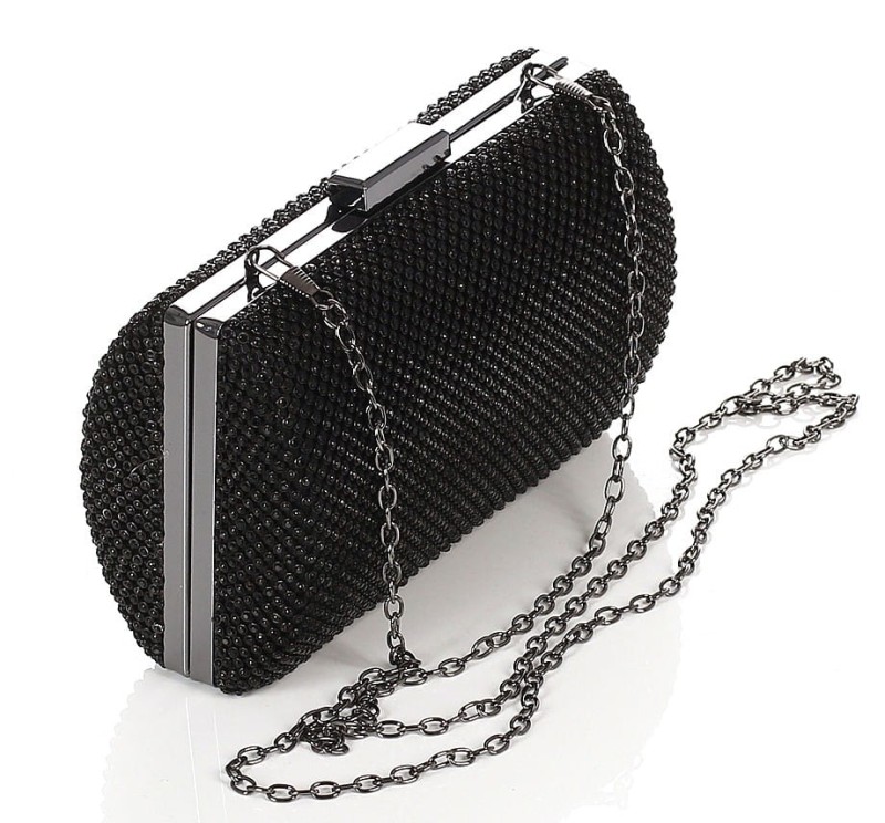 Czarna kopertówka torebka wizytowa na łańcuszku Puzderko