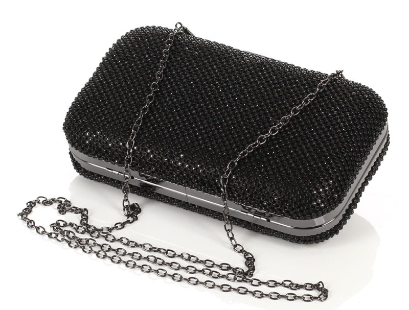 Czarna kopertówka torebka wizytowa na łańcuszku Puzderko