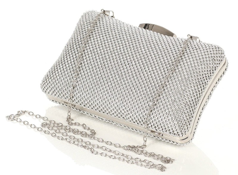 Srebrna kopertówka torebka wizytowa na łańcuszku Puzderko