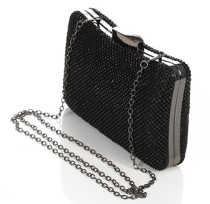 Czarna kopertówka torebka wizytowa na łańcuszku Puzderko