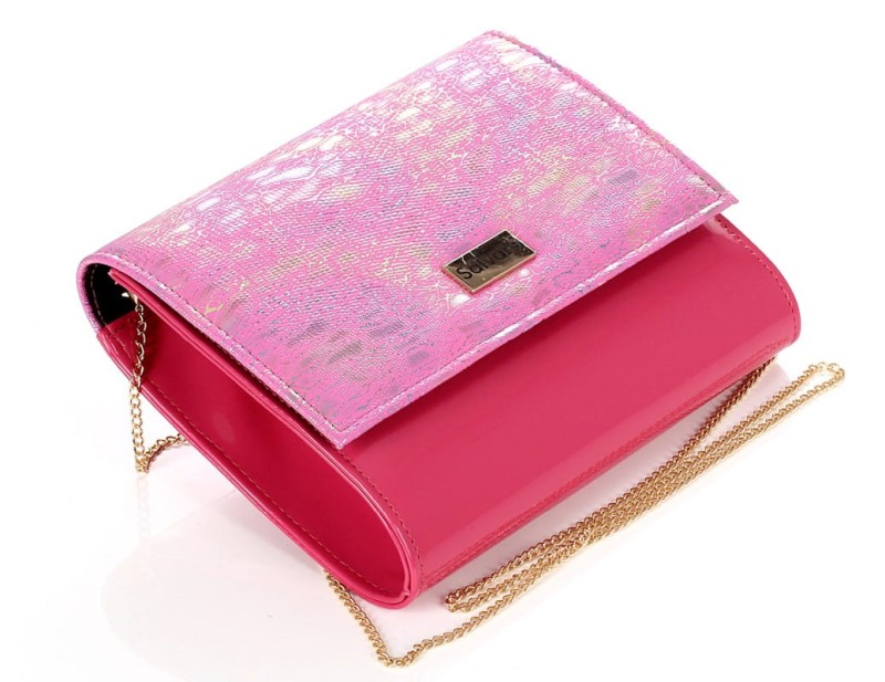 Salvare Świetna kopertówka na łańcuszku Lakier Fuksja