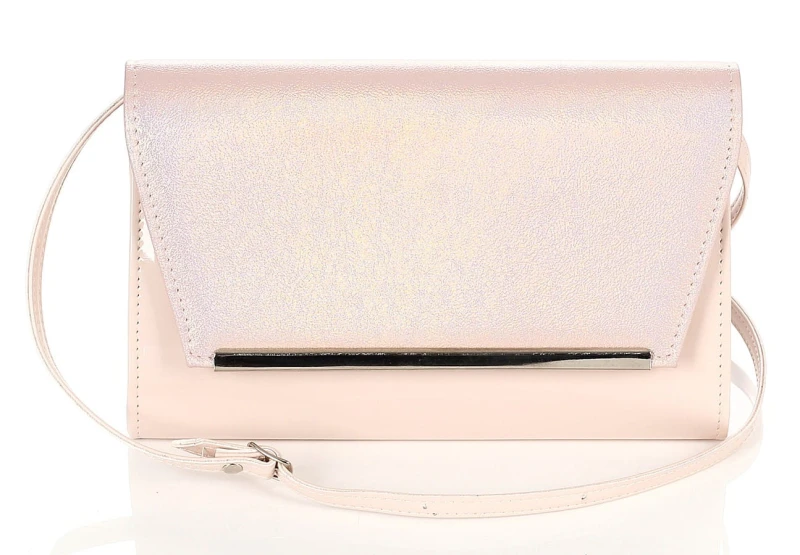 SALVARE Duża jasno różowa torebka kopertówka na pasku