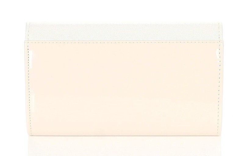 SALVARE Niewielka zgrabna torebka kopertówka na pasku