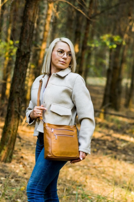 Vera Pelle Skórzana torebka listonoszka z kieszonkami