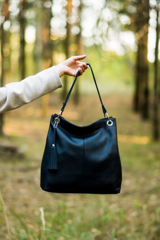 Czarna torebka ze skóry VERA PELLE