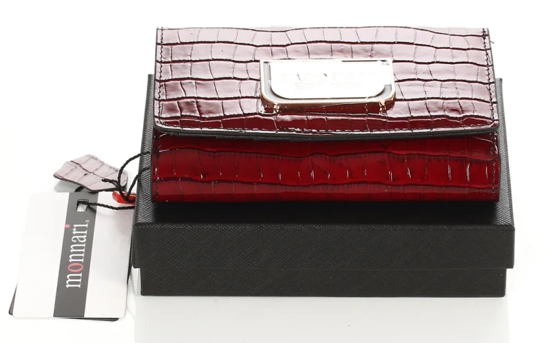 Zgrabny skórzany portfel Monnari Czerwony Logo