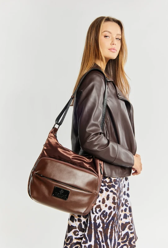 Monnari Brązowa torebka worek na długim pasku