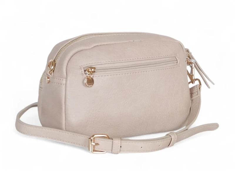 Lulu Castagnette – Torebka damska listonoszka | Złote dodatki | Kolekcja JESIEŃ/ZIMA 2025/26