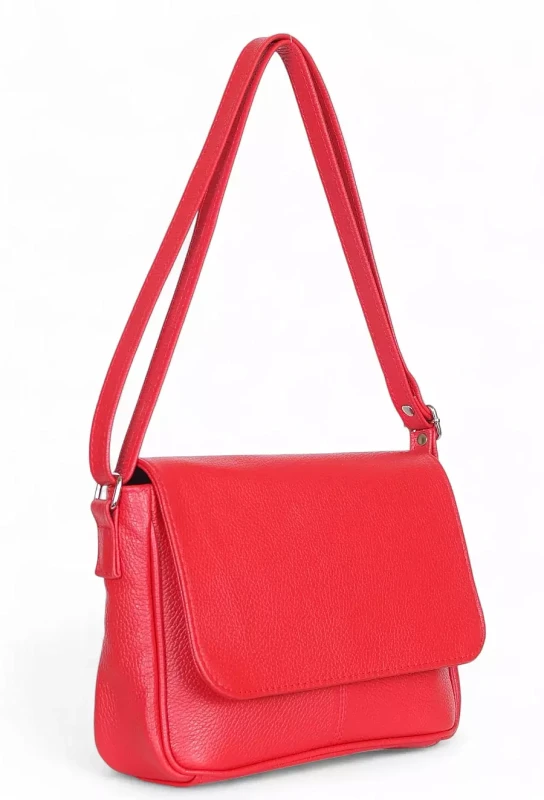 Vera Pelle – czerwona skórzana listonoszka z włoskiej skóry naturalnej