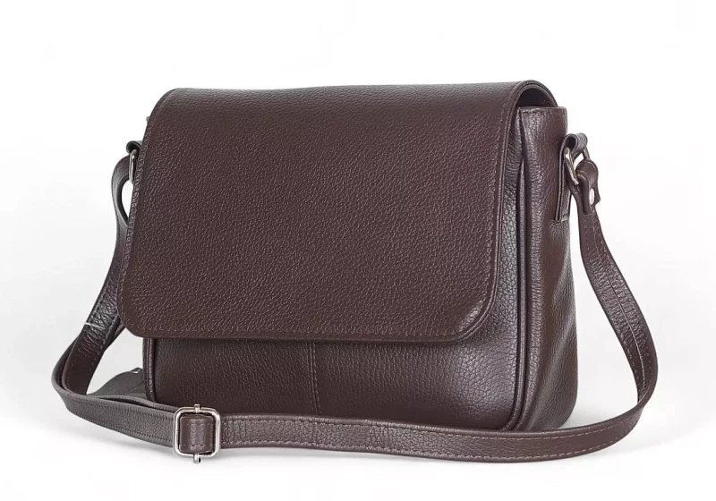 Vera Pelle – brązowa skórzana listonoszka z włoskiej skóry naturalnej