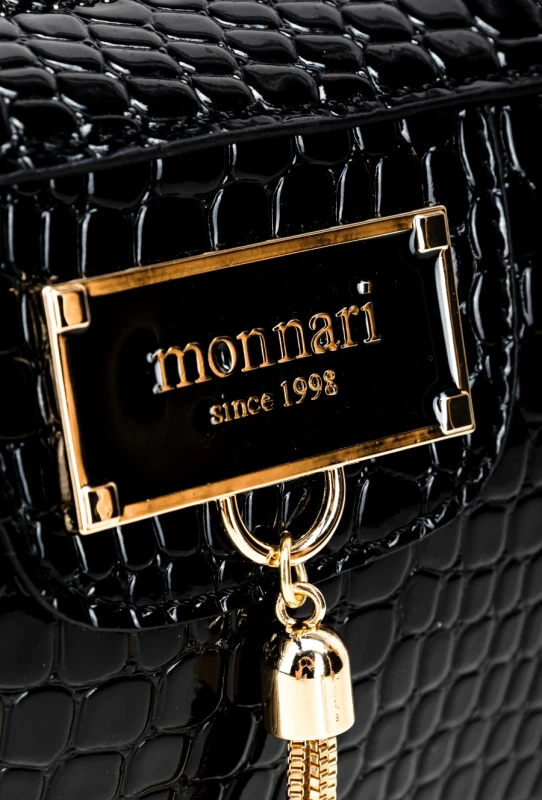 Monnari – listonoszka z frędzlem, lakierowana skóra krokodyla, Jesień–Zima 2025/26