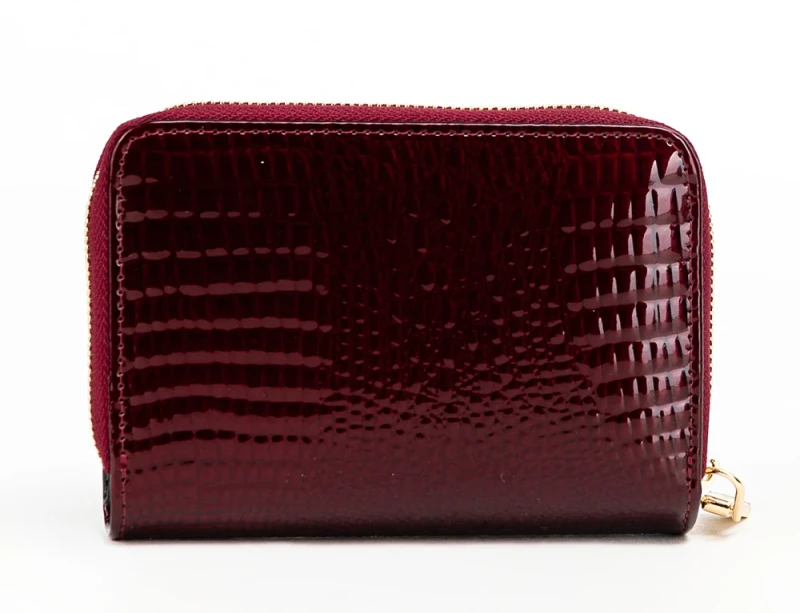 Portfel damski skórzany Monnari burgund lakier wężowa faktura – kompaktowy i elegancki
