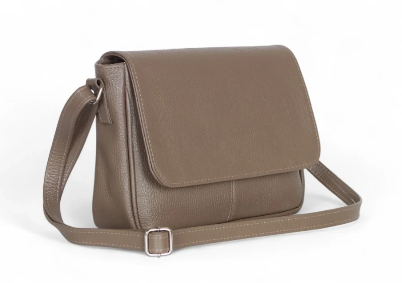 Vera Pelle – skórzana listonoszka z włoskiej skóry naturalnej Taupe