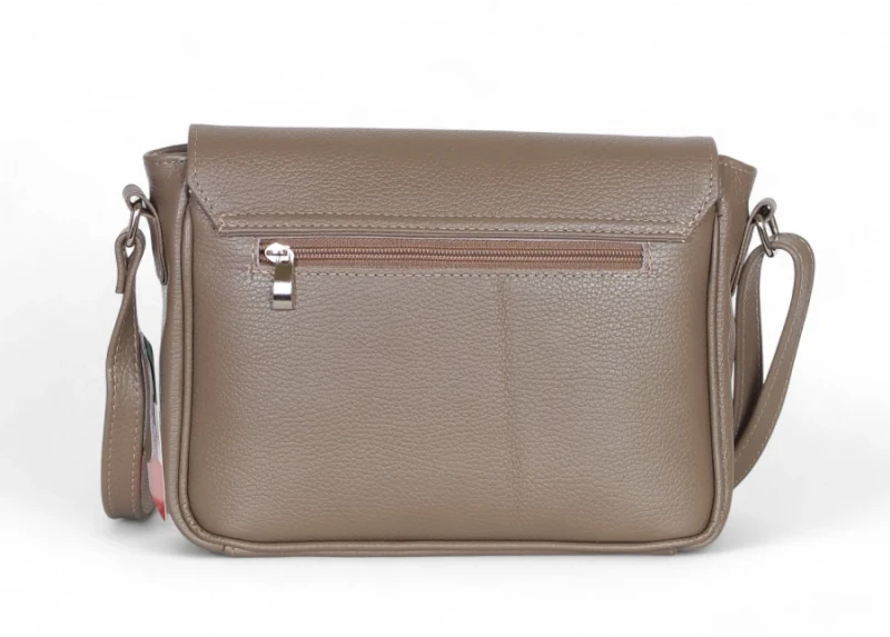 Vera Pelle – skórzana listonoszka z włoskiej skóry naturalnej Taupe