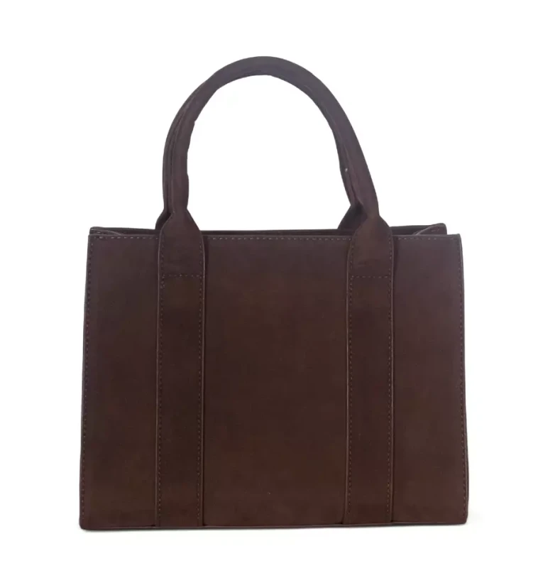 Torebka damska Flora&amp;Co – czekoladowy zamszowy kuferek z paskiem