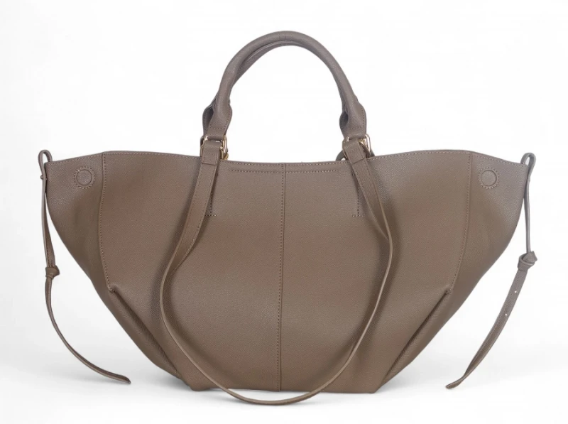 Torebka Gallantry Paris shopper bag ze skóry ekologicznej – modna torba z saszetką i regulowaną szerokością