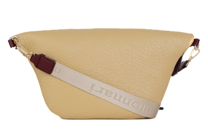 Elegancka Torebka Nerka Damska MONNARI z Szerokim Paskiem i Brelokiem