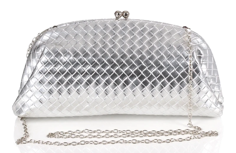 Elegancka Torebka Wieczorowa Kopertówka o Plecionej Fakturze – Pojemne Puzderko Wizytowe na Łańcuszku