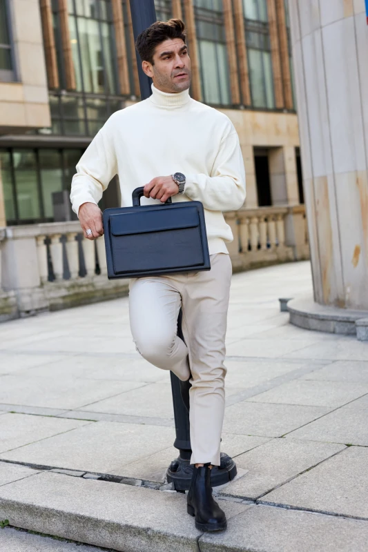 Elegancka Aktówka Męska A4 – Stylowy Aktownik Biznesowy z Rączką i Ringiem