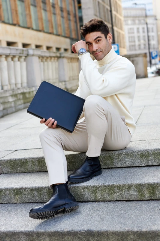 Elegancka Aktówka Konferencyjna A4 – Biwuar z Ekoskóry, Polski Producent