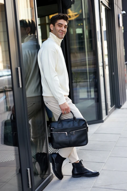 Torba męska skórzana czarna Tizano z kieszeniami i paskiem Skóra naturalna