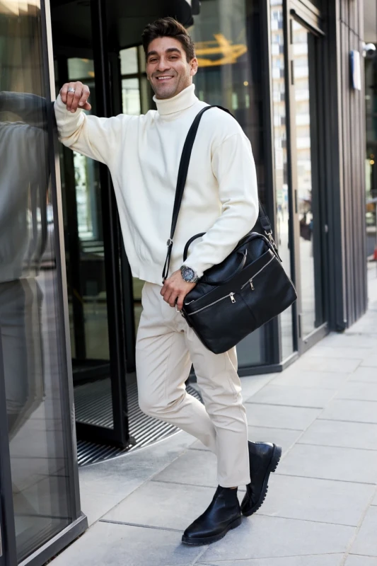 Torba męska skórzana czarna Tizano z kieszeniami i paskiem Skóra naturalna