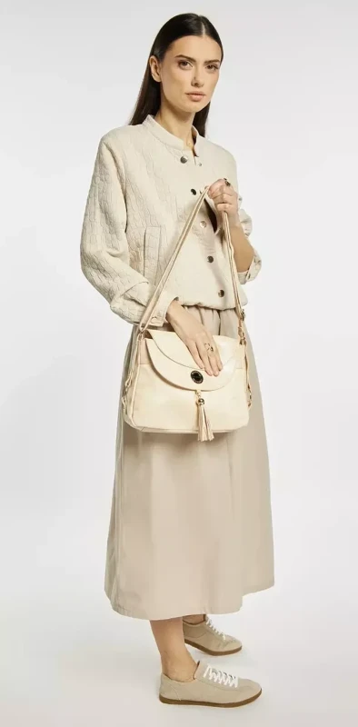 Kwiatowa Listonoszka Monnari z Frędzlami – Pojemna Torebka Boho | Kolekcja Wiosna-Lato 2026