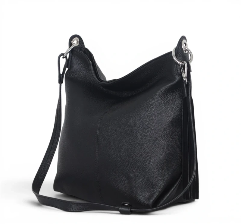 Włoska Torebka Worek Vera Pelle z Frędzlem – Skórzany Hobo Bag | Made in Italy | Czarna