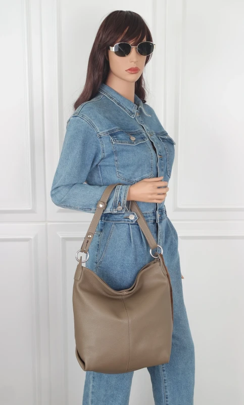 Włoska Torebka Worek Vera Pelle z Frędzlem – Skórzany Hobo Bag | Made in Italy | Taupe