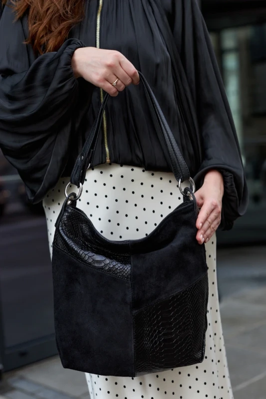 Włoska Torebka Worek Vera Pelle – Skórzany Hobo Bag | Zamsz i Skóra Naturalna