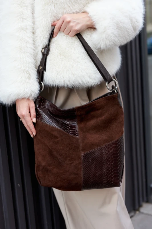 Włoska Torebka Worek Vera Pelle – Skórzany Hobo Bag | Zamsz i Skóra Naturalna | Czekoladowy brąz
