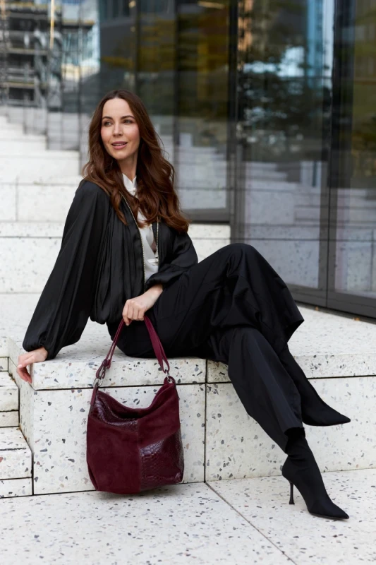 Włoska Torebka Worek Vera Pelle – Skórzany Hobo Bag | Zamsz i Skóra Naturalna | Burgund
