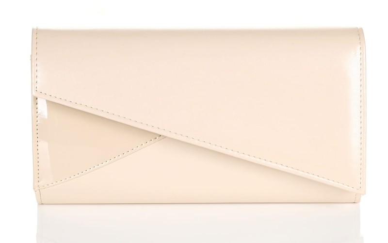 Beżowa matowa kopertówka W65m